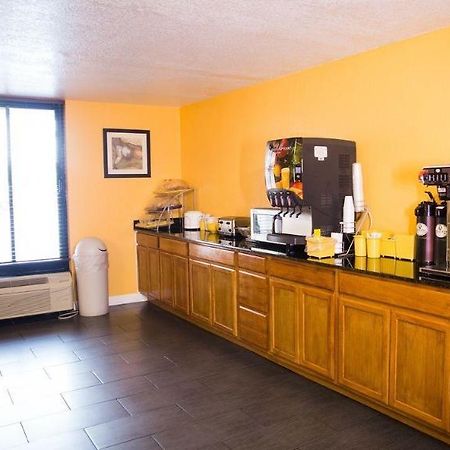 Red Roof Inn Mobile - Midtown Bagian luar foto